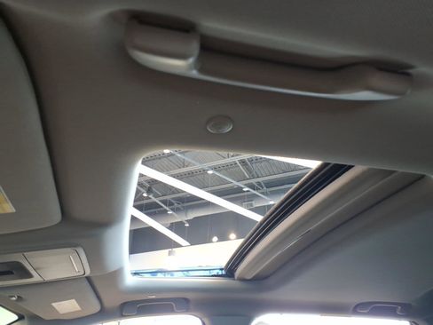 New 2026 Honda CR-V EX-L image 5