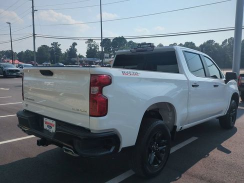 Used 2025 Chevrolet Silverado 1500 Custom Trail Boss AWD/4WD image 5