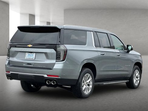 New 2026 Chevrolet Suburban Premier w/ Sun And Tow Package AWD/4WD image 4