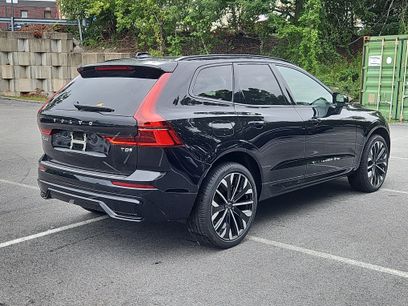 New 2026 Volvo XC60 T8 Ultra w/ Protection Package Premier