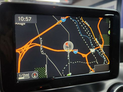 Used 2014 Mercedes-Benz CLA 250 4MATIC image 30