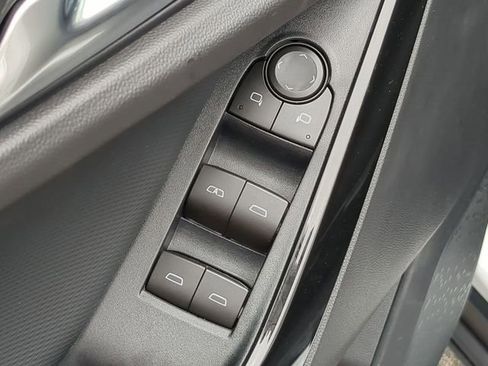 New 2026 Chevrolet Equinox LT w/ LPO, Floor Liner Package image 22