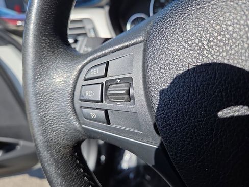 Used 2017 BMW 320i xDrive Sedan image 22