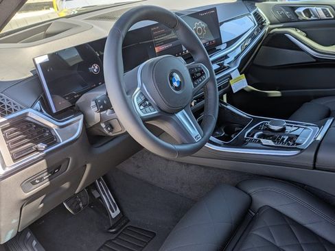 New 2026 BMW X5 xDrive40i w/ M Sport Package AWD/4WD image 3