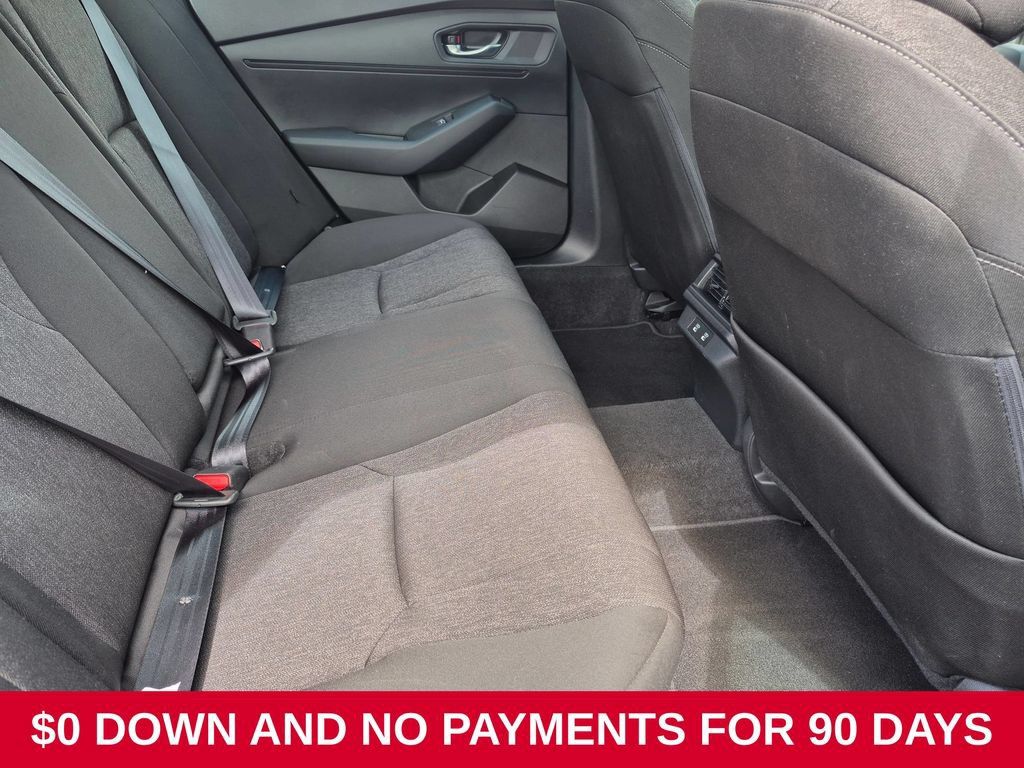 Used 2025 Honda Accord SE image 27