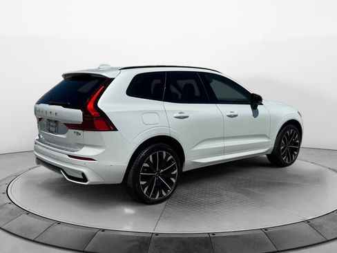 New 2026 Volvo XC60 T8 Ultra w/ Protection Package Premier AWD/4WD image 7
