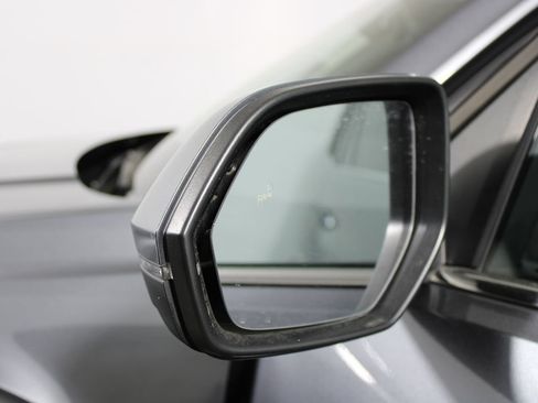 Used 2021 Volkswagen Atlas Cross Sport SE w/ Panoramic Sunroof Package AWD/4WD image 57