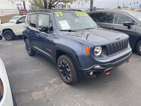 Used 2023 Jeep Renegade Trailhawk image 5