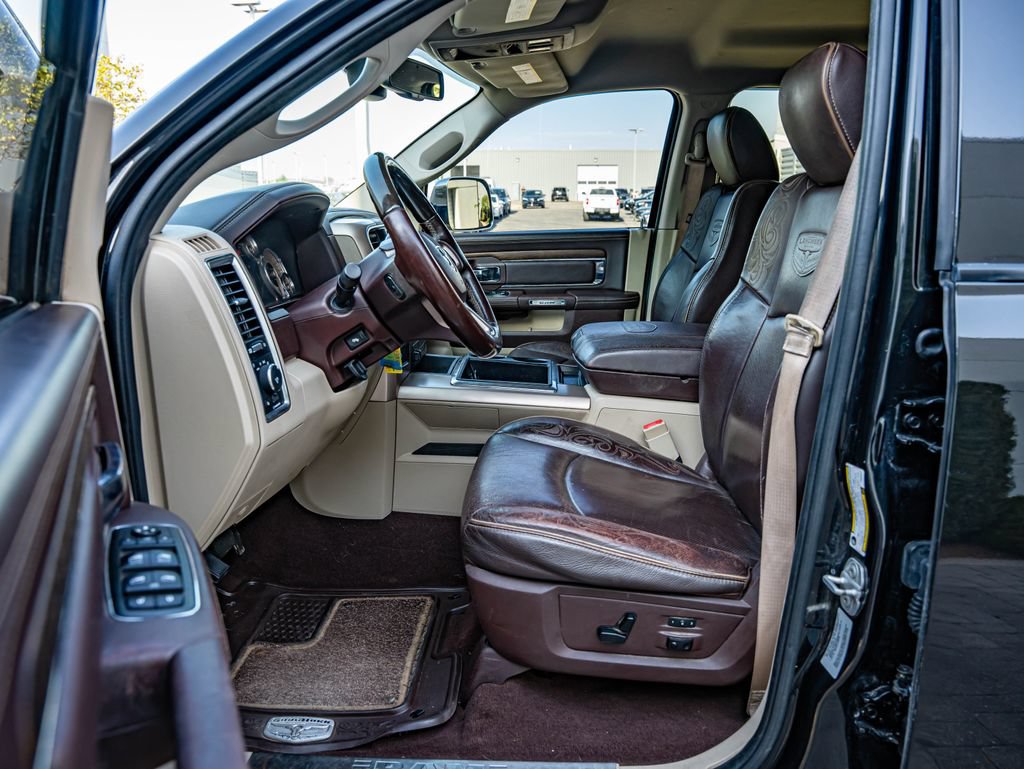 Used 2015 RAM 2500 Longhorn w/ Convenience Group AWD/4WD image 24
