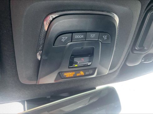 Used 2026 Toyota Corolla SE FWD image 33