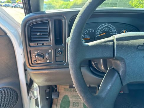 Used 2003 Chevrolet Silverado 1500 W/T RWD image 21