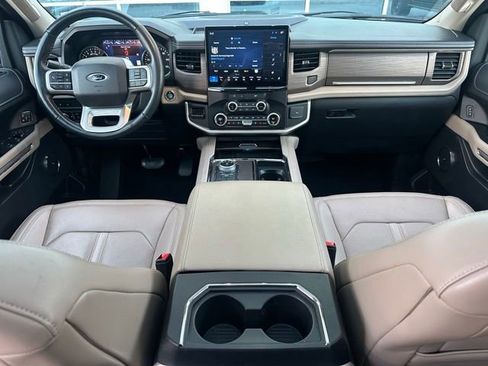 Used 2024 Ford Expedition Max Limited image 11