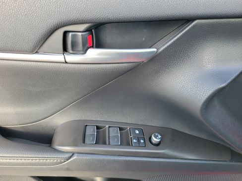 Certified 2023 Toyota Camry XLE FWD image 24