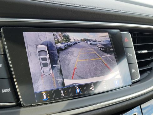Used 2022 Buick Enclave Avenir w/ Avenir Technology Package image 26