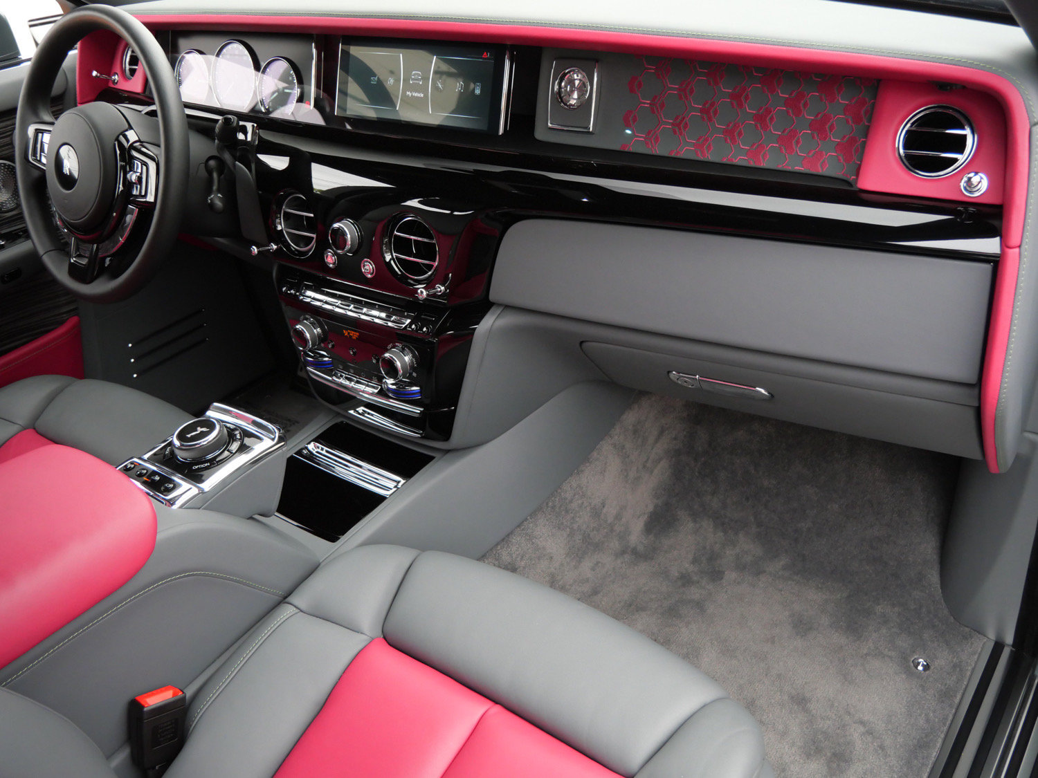 Certified 2023 Rolls-Royce Phantom Sedan RWD image 18