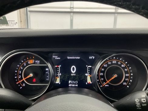 Used 2021 Jeep Wrangler Unlimited Sport image 9