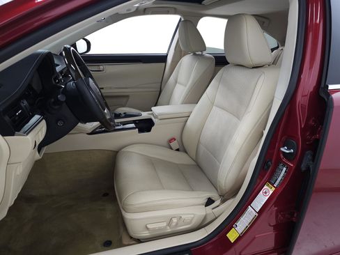 Used 2015 Lexus ES 350 w/ Premium Package image 12