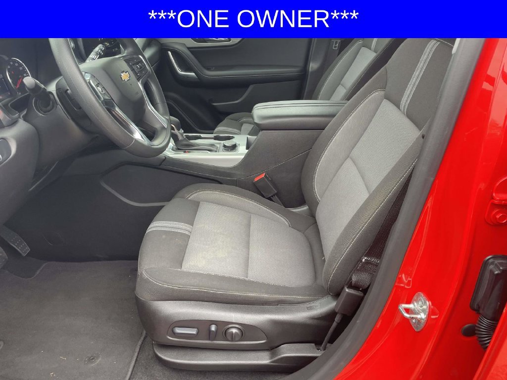 Used 2025 Chevrolet Blazer LT FWD image 14