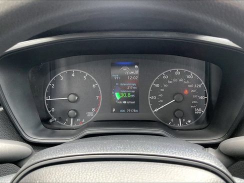 Used 2024 Toyota Corolla LE FWD image 19