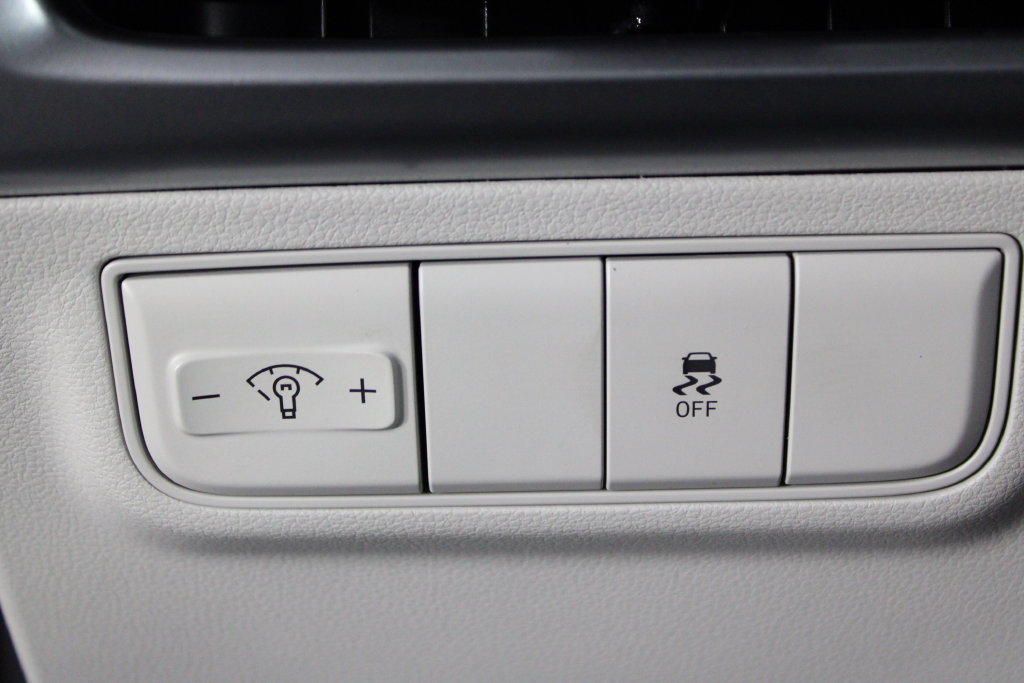 Certified 2026 Hyundai Tucson SE FWD image 23
