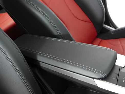 Used 2023 BMW X1 xDrive28i w/ Premium Package image 16