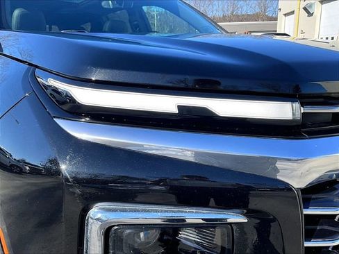 Used 2025 Chevrolet Traverse High Country w/ LPO, Floor Liner Package image 32