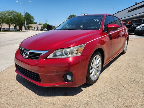 Used 2013 Lexus CT 200h FWD image 1