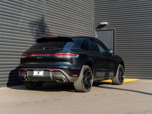 Used 2022 Porsche Macan image 9