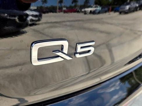 Used 2023 Audi Q5 2.0T Premium w/ Convenience Package AWD/4WD image 13