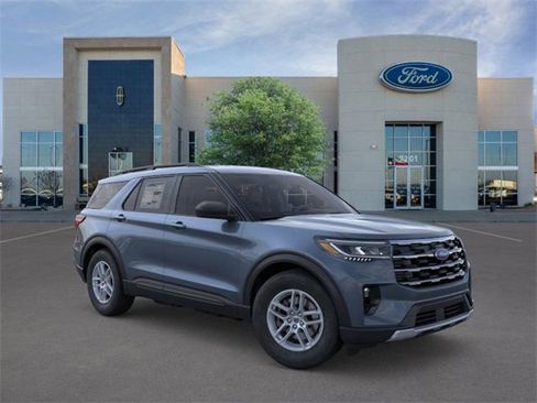 New 2026 Ford Explorer Active w/ Active Comfort Package image 7