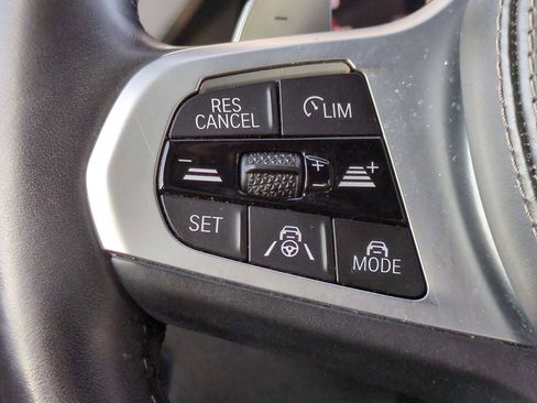 Used 2020 BMW X7 M50i w/ Dynamic Handling Package image 26