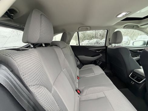 Used 2023 Subaru Outback Premium image 32