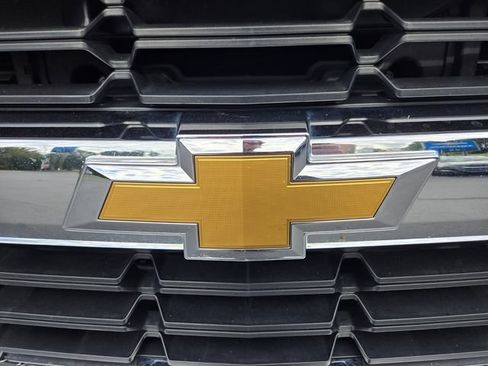 Used 2018 Chevrolet Silverado 1500 LT AWD/4WD image 22