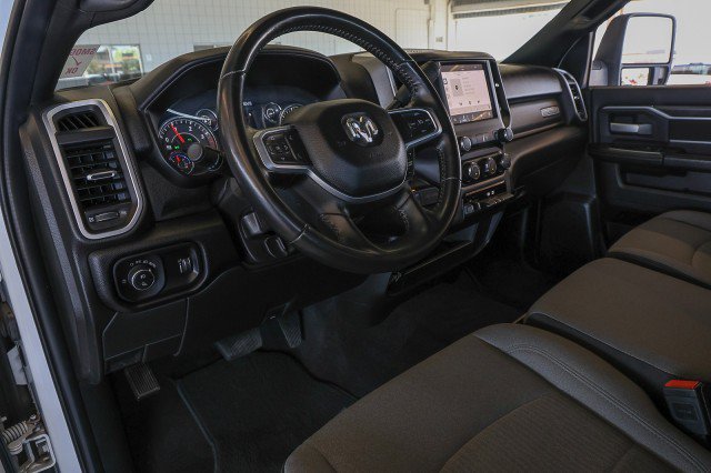 Used 2024 RAM 2500 Big Horn AWD/4WD image 13