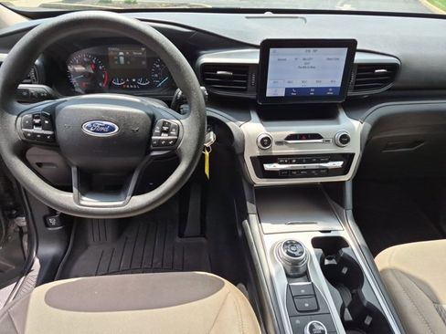 Used 2021 Ford Explorer 4WD image 14