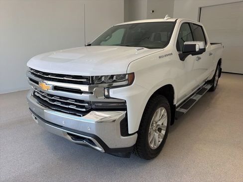 Used 2021 Chevrolet Silverado 1500 LTZ w/ LTZ Premium Package AWD/4WD image 3