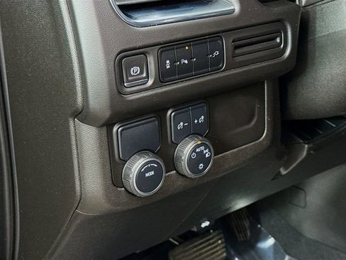 Used 2021 Chevrolet Tahoe RST image 12