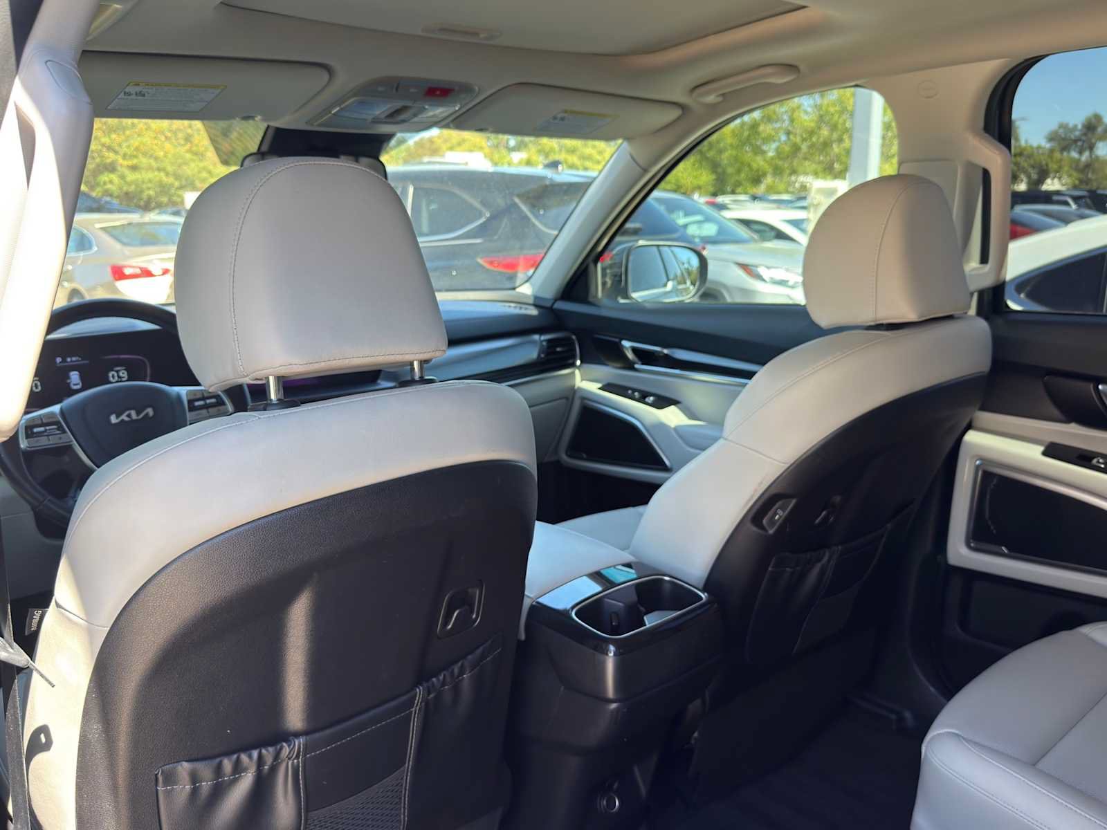 Used 2023 Kia Telluride S w/ S Sunroof Package FWD image 27