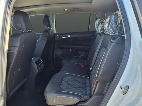 New 2026 Volkswagen Atlas SEL Premium R-Line image 23