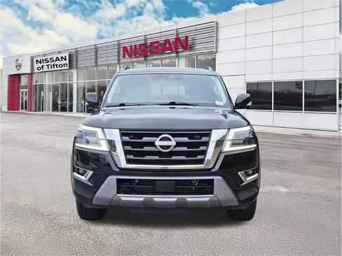 Certified 2023 Nissan Armada SL w/ Captain's Chairs Package image 2