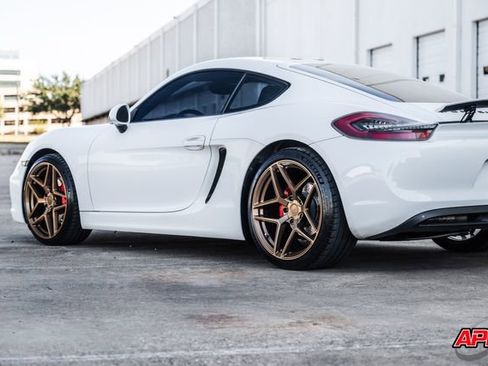 Used 2014 Porsche Cayman S image 43