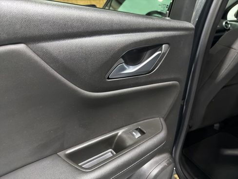 Used 2020 Chevrolet Blazer LT image 33