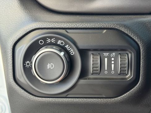Used 2020 Jeep Wrangler Unlimited Sport S AWD/4WD image 28