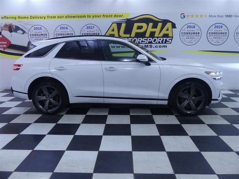 Used 2023 Genesis GV70 3.5T Sport w/ Sport Prestige Package image 43