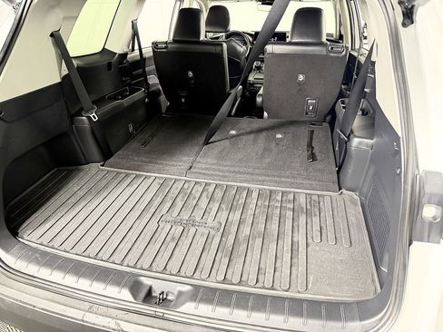 Used 2024 Toyota Grand Highlander XLE image 52