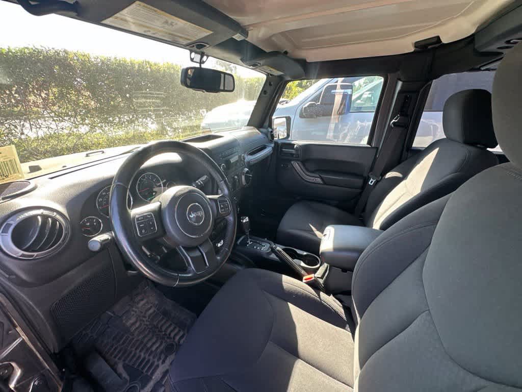 Used 2018 Jeep Wrangler Unlimited Sport S AWD/4WD image 7