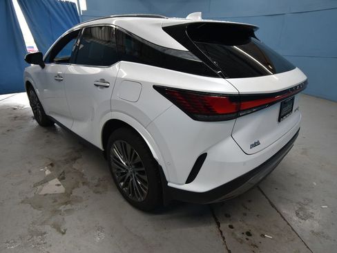 Used 2024 Lexus RX 350 w/ Convenience Package image 28