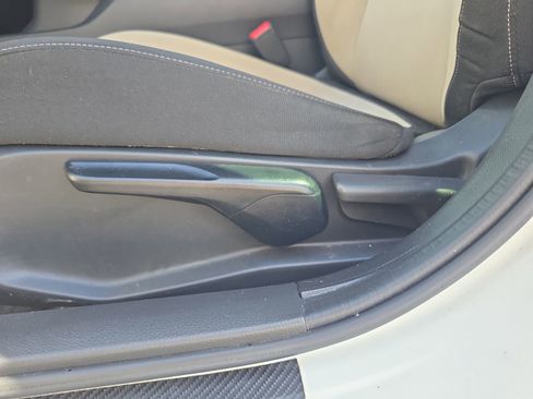 Used 2019 Honda Civic EX image 15