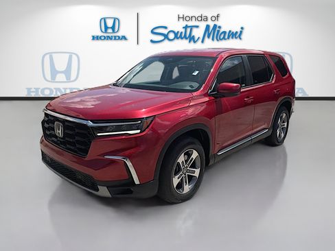 Used 2024 Honda Pilot EX-L image 3