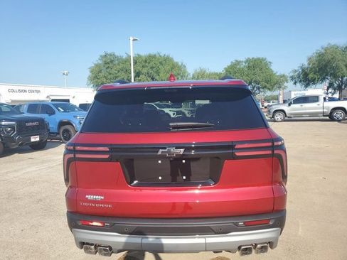 New 2026 Chevrolet Traverse LT w/ Driver Confidence Package FWD image 6